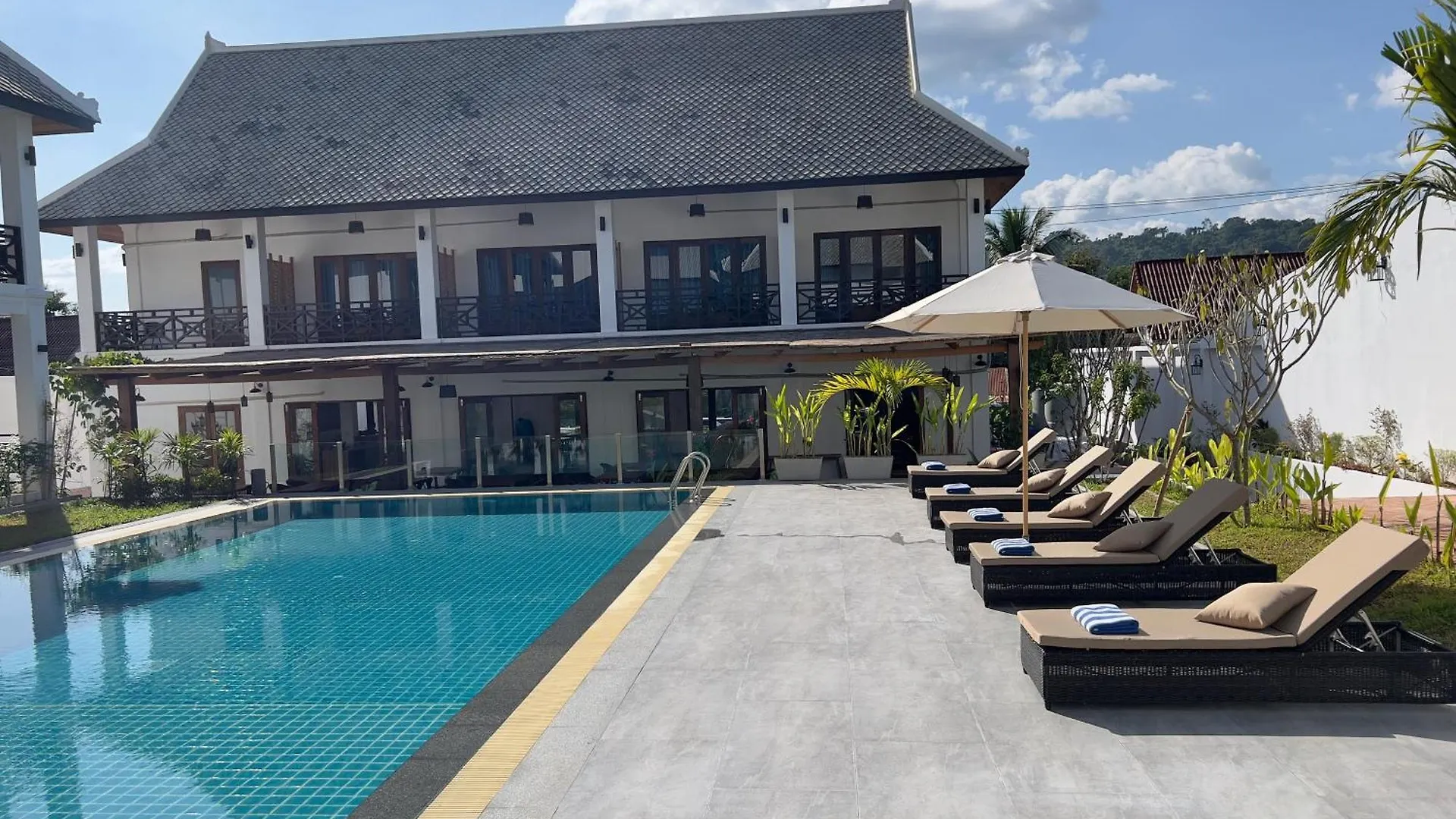 Madilao Hotel ルアンパバーン ラオス