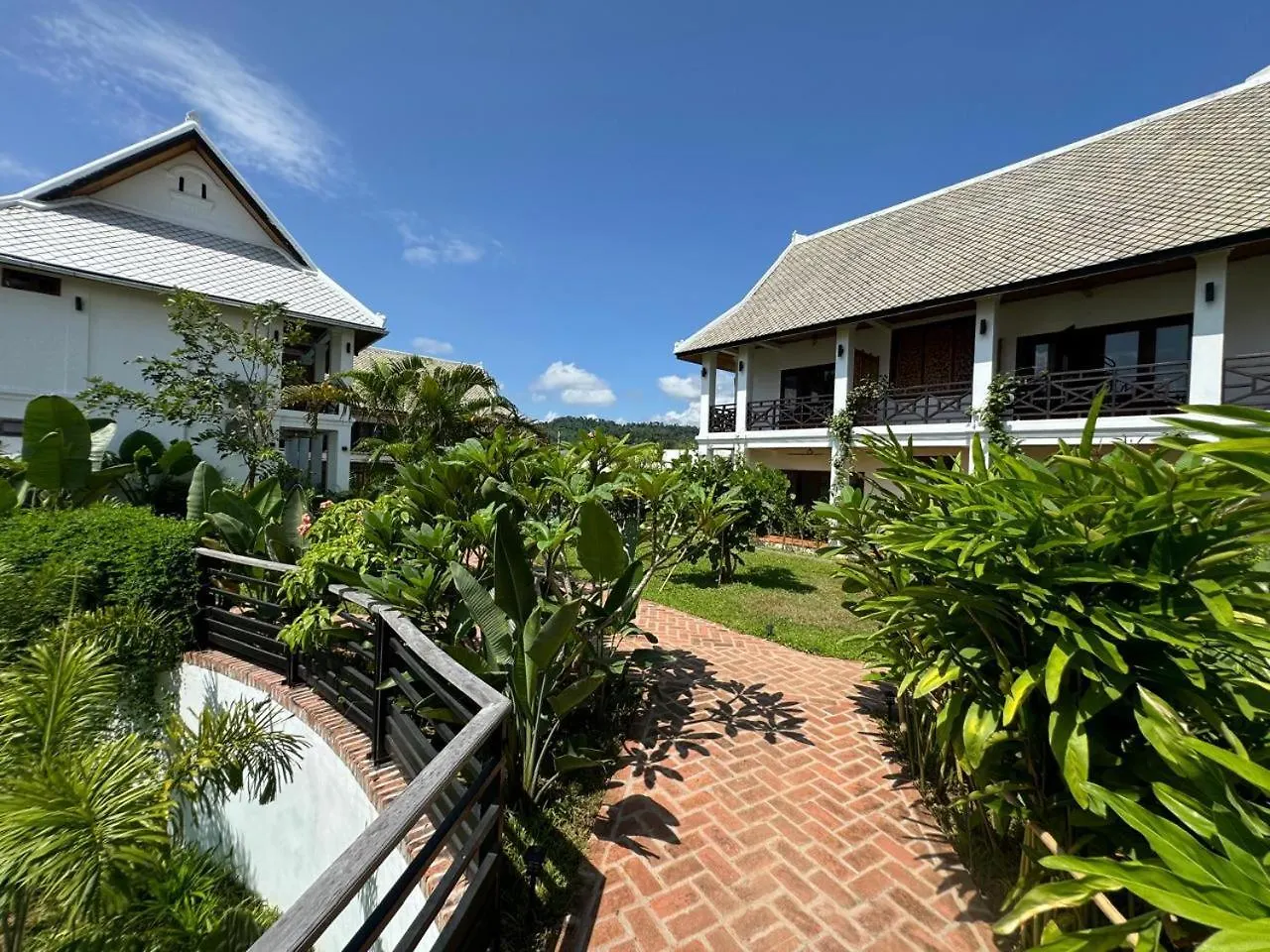 Madilao Hotel Luang Prabang 4*,  Laos