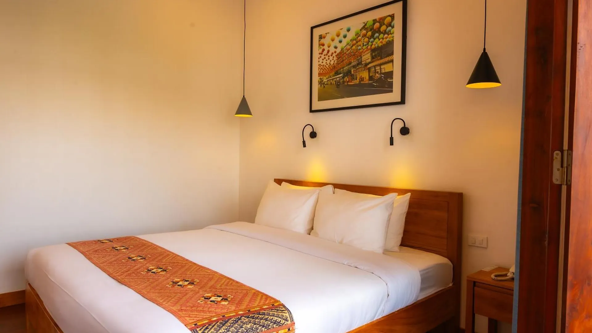 Madilao Hotel Luang Prabang 4*,  Laos