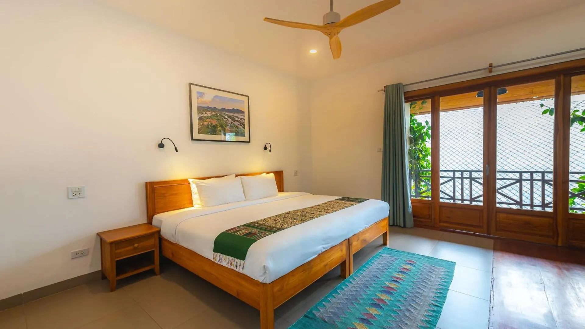 ****  Madilao Hotel Luang Prabang Laos